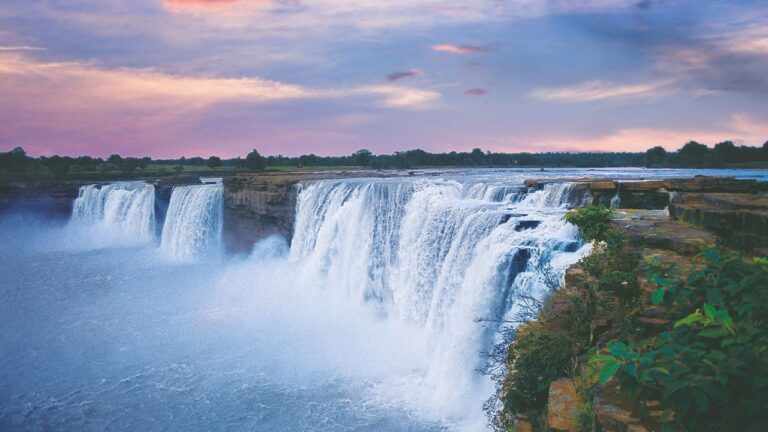 🌿 Gaurella Pendra Marwahi – The Scenic Hill District of Chhattisgarh